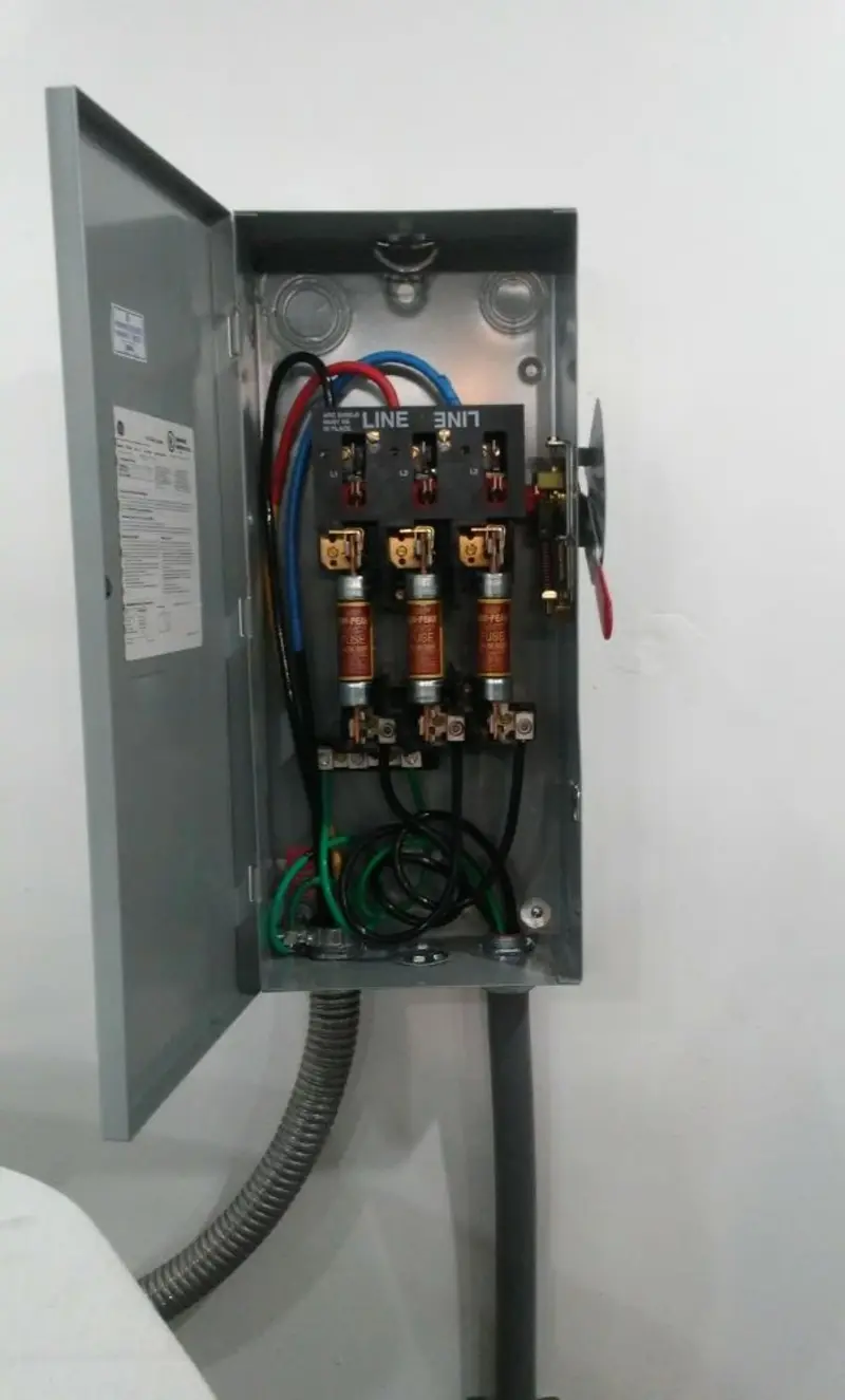 Three-phase disconnect switch installed for Smoke Detector Installation in Kennett Square